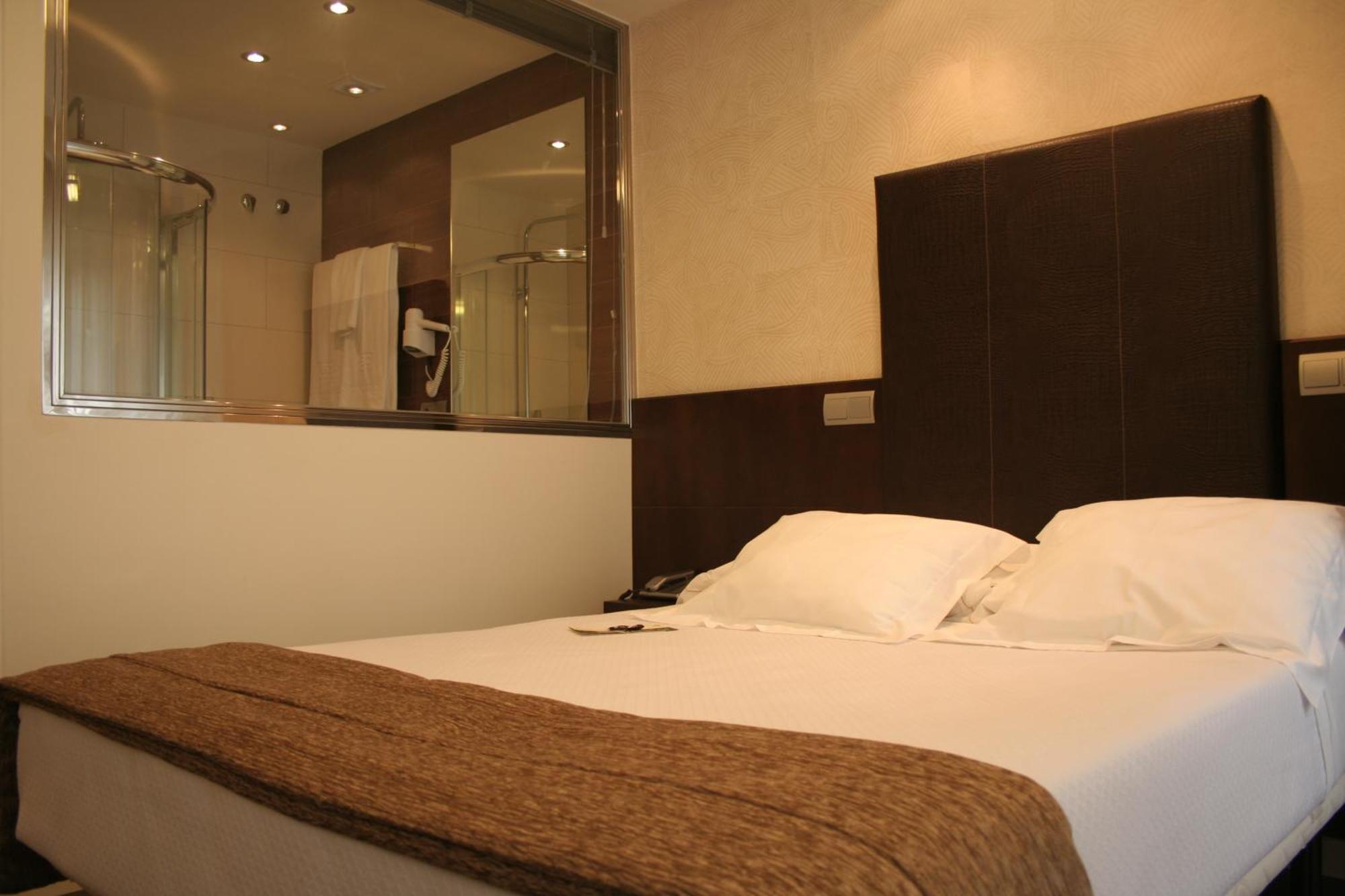 Hotel Alda San Carlos Santiago de Compostela Ngoại thất bức ảnh